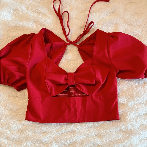 Red bow blouse! - Picture 1 of 3